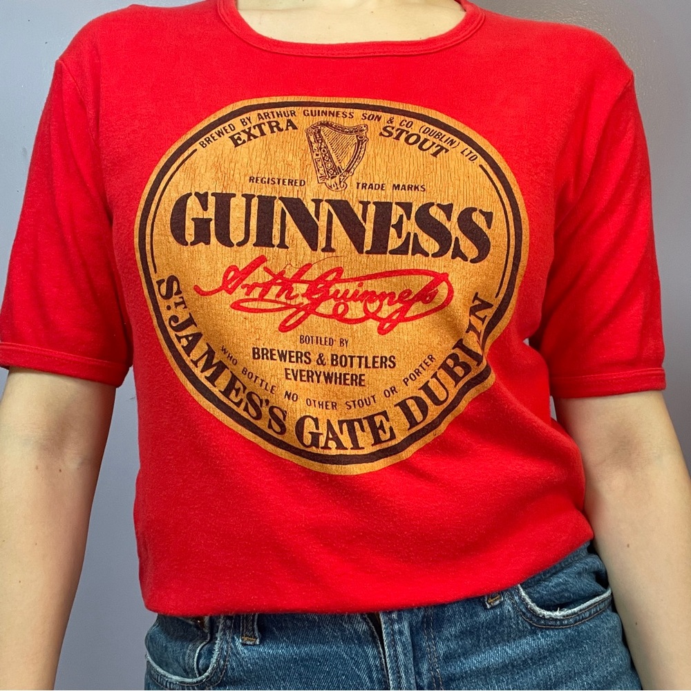 ✨Vintage 1970s/80s✨ Guinness t shirt